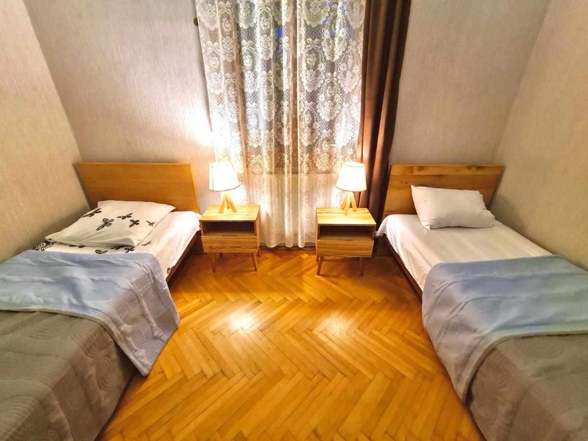 Guesthouse Zedafoni Zestafoni Екстериор снимка