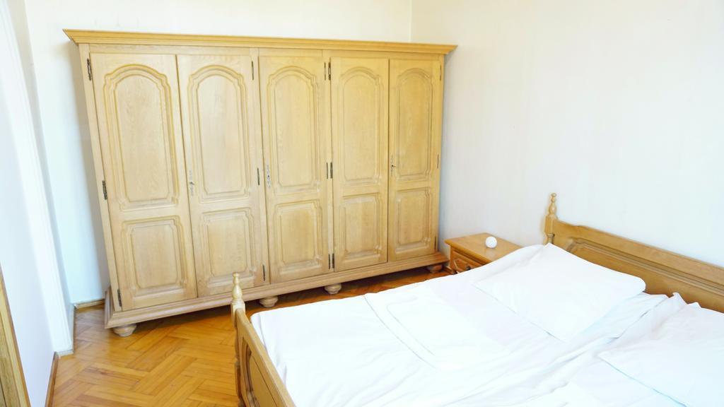 Guesthouse Zedafoni Zestafoni Екстериор снимка