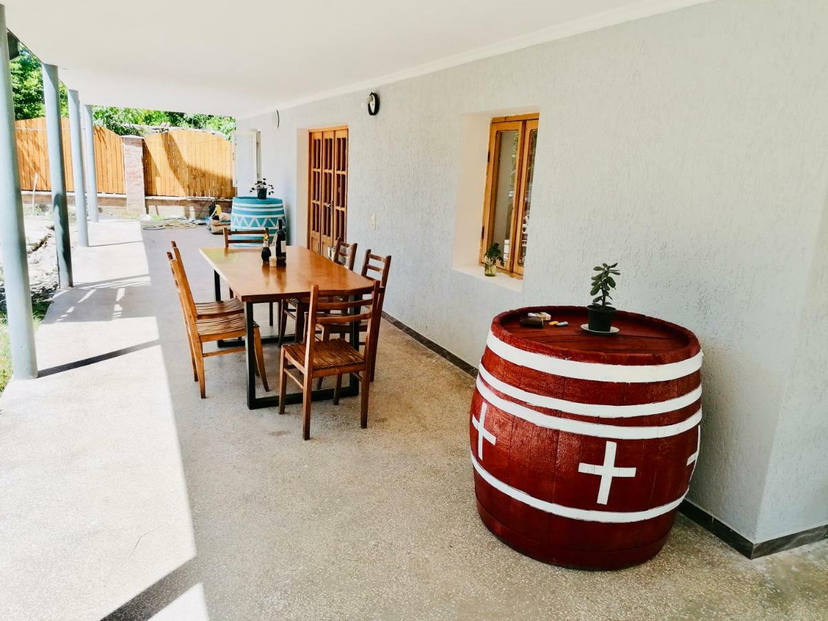 Guesthouse Zedafoni Zestafoni Екстериор снимка